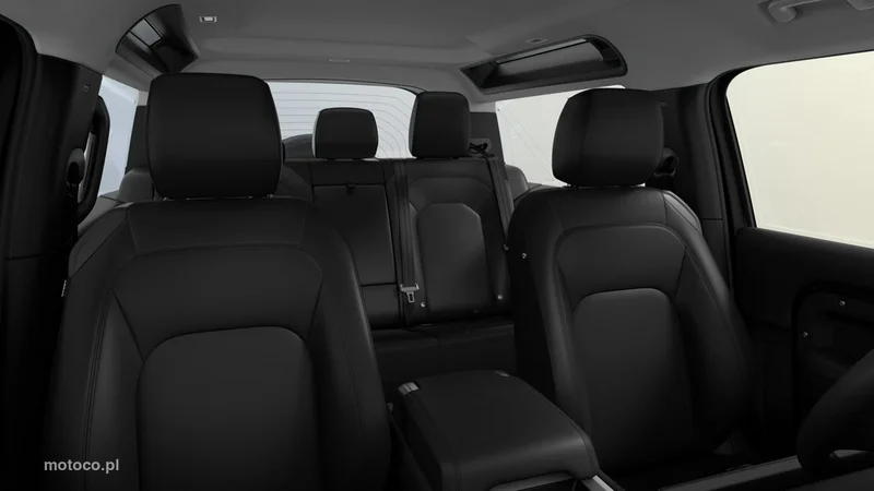 Land Rover Defender 7