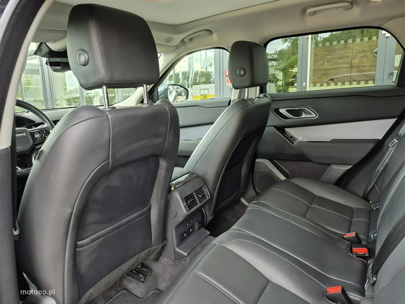 Land Rover Range Rover Velar 23