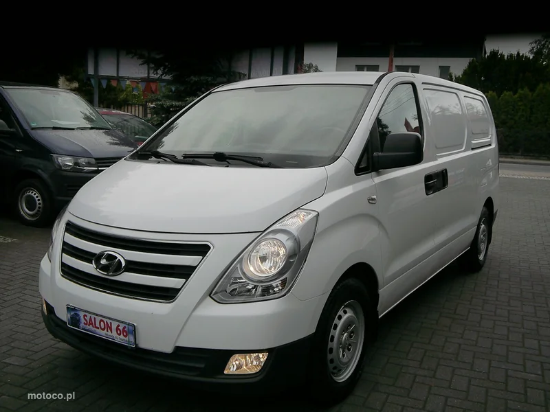 Hyundai H-1 3