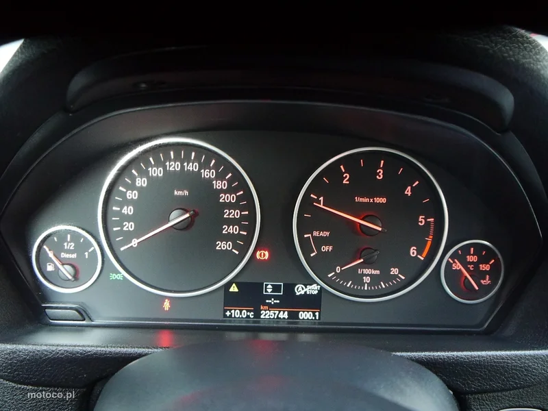 BMW Seria 3 F30 318 16