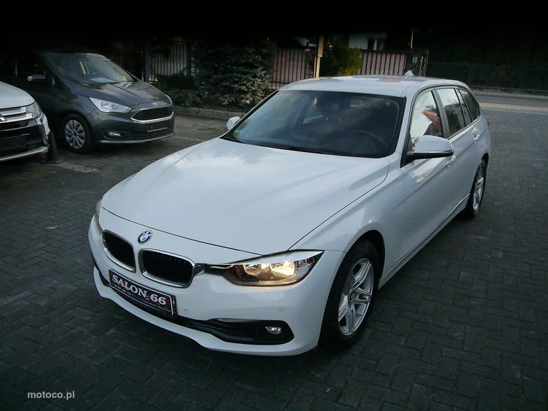 BMW Seria 3 F30 318 3