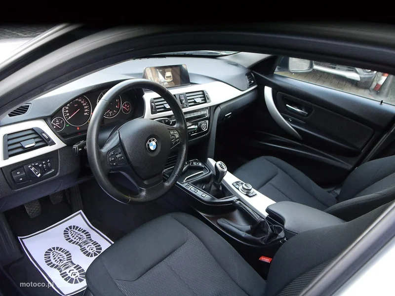 BMW Seria 3 F30 318 24