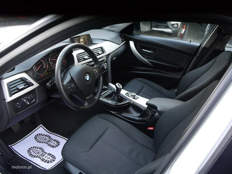 BMW Seria 3 F30 318 26