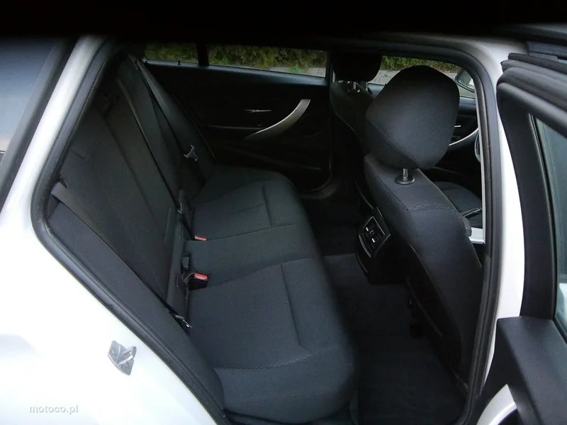 BMW Seria 3 F30 318 28