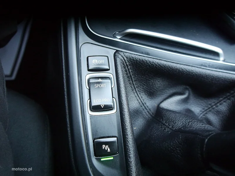 BMW Seria 3 F30 318 32