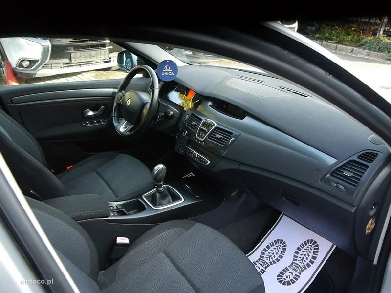 Renault Laguna III 22