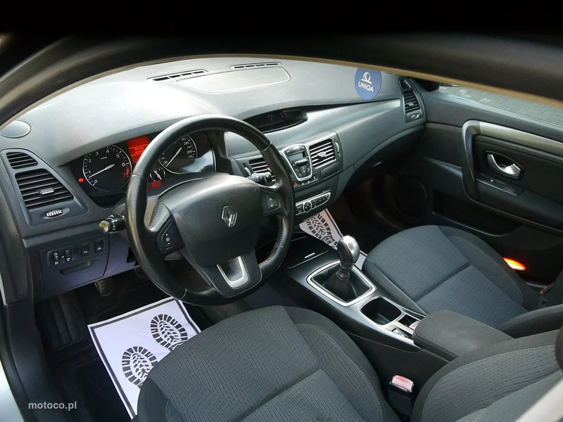 Renault Laguna III 23