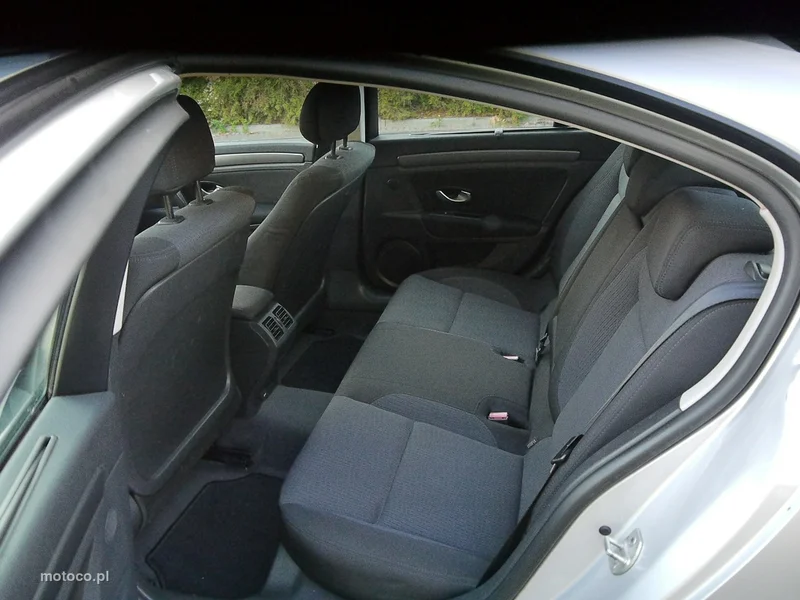 Renault Laguna III 28
