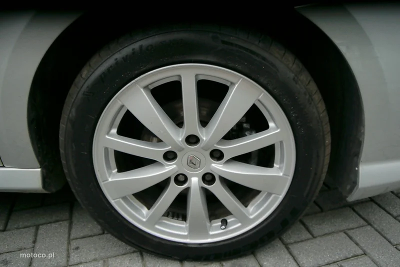Renault Laguna III 12