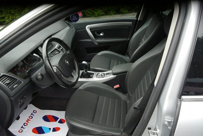 Renault Laguna III 26