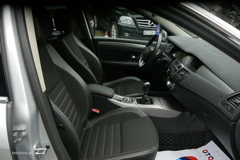 Renault Laguna III 27