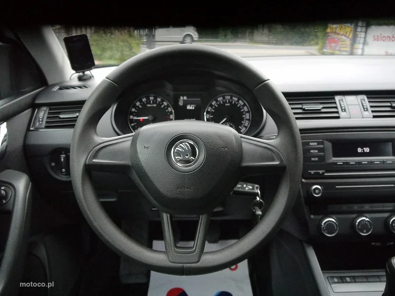 Skoda Octavia III 17