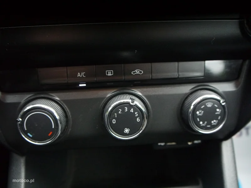 Skoda Octavia III 21