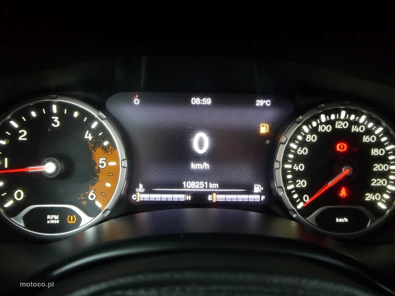 Jeep Renegade 16