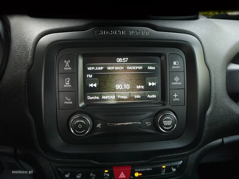 Jeep Renegade 19