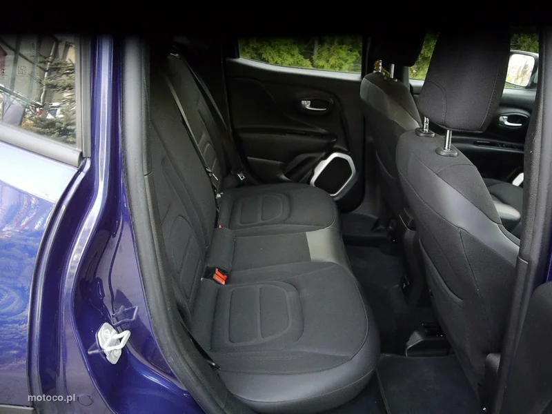 Jeep Renegade 26