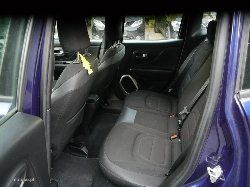 Jeep Renegade 27