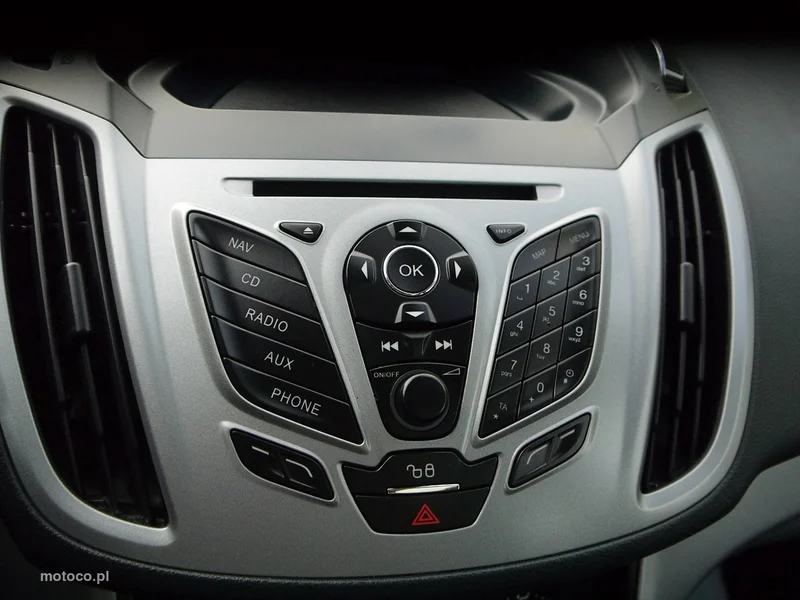 Ford C-Max II 20