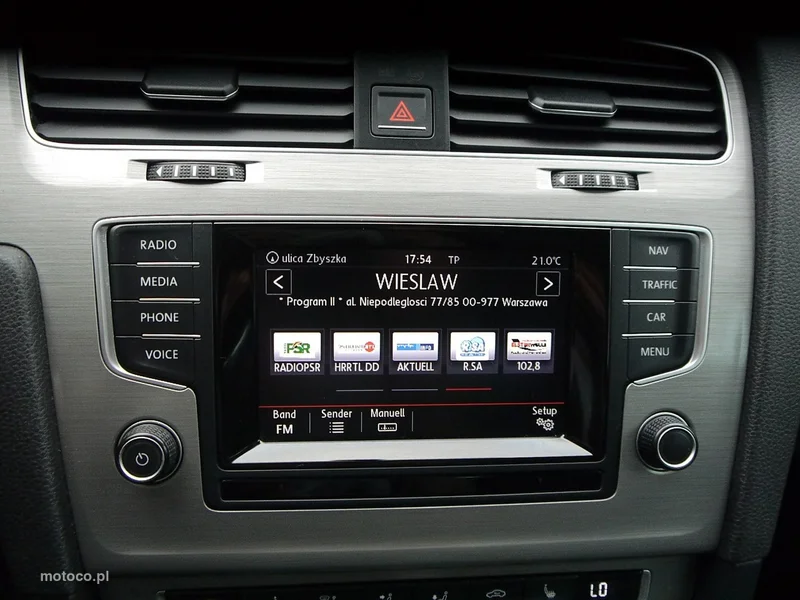 Volkswagen Golf VII 20