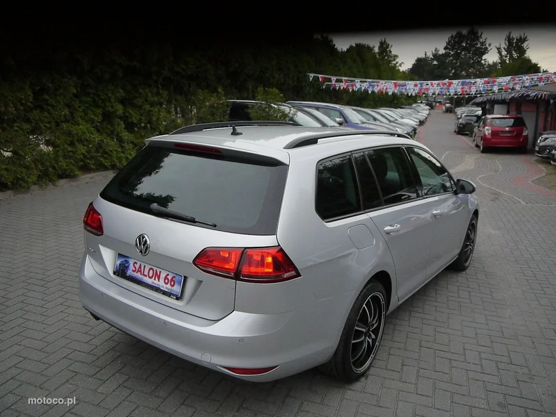 Volkswagen Golf VII 5
