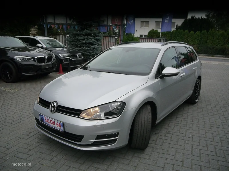Volkswagen Golf VII 8