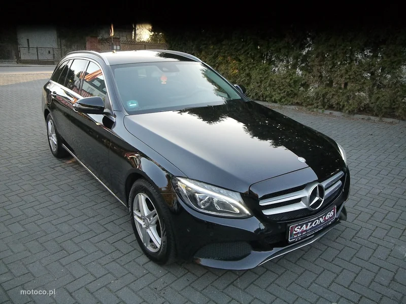 Mercedes-Benz Klasa C W205 C 180 3