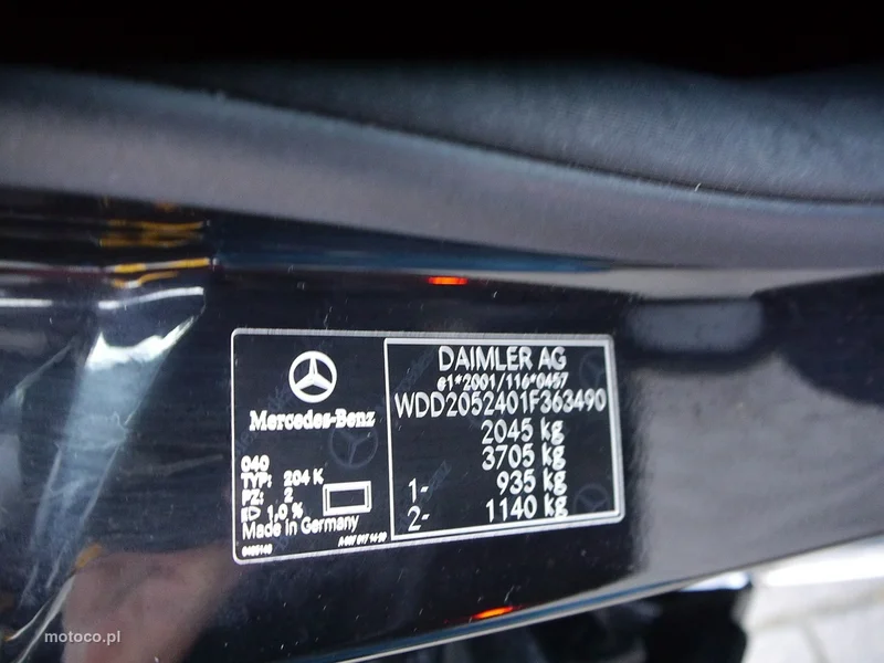 Mercedes-Benz Klasa C W205 C 180 40