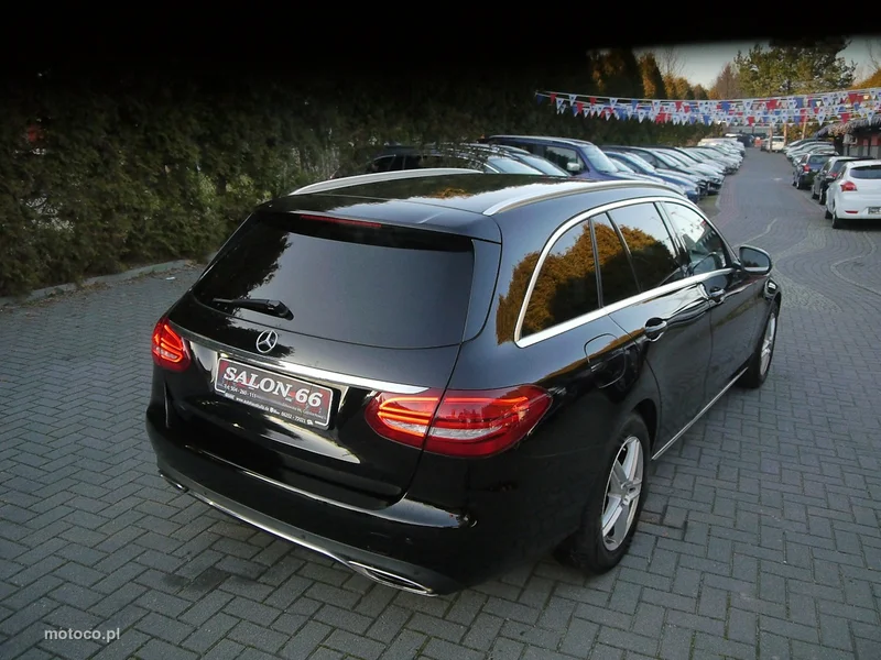 Mercedes-Benz Klasa C W205 C 180 5