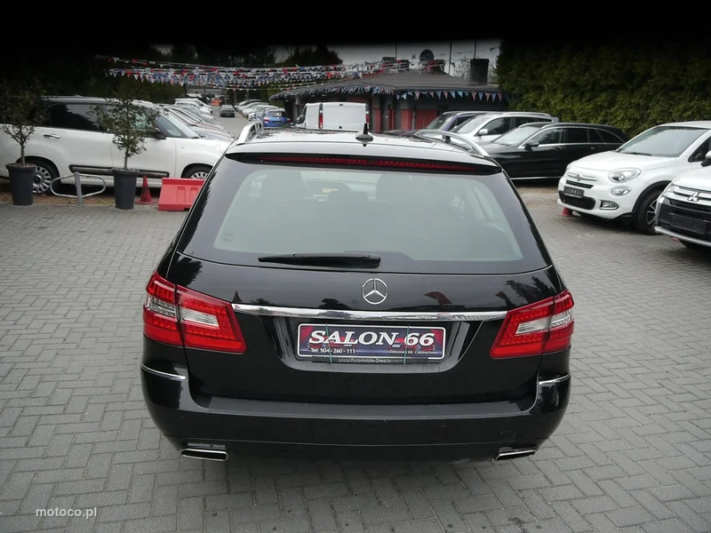 Mercedes-Benz Klasa E W212 E 220 12