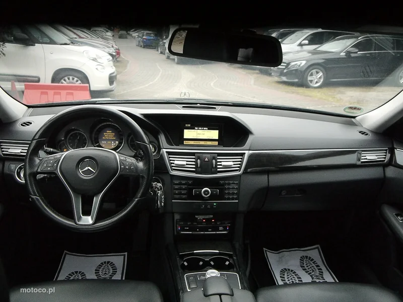 Mercedes-Benz Klasa E W212 E 220 19