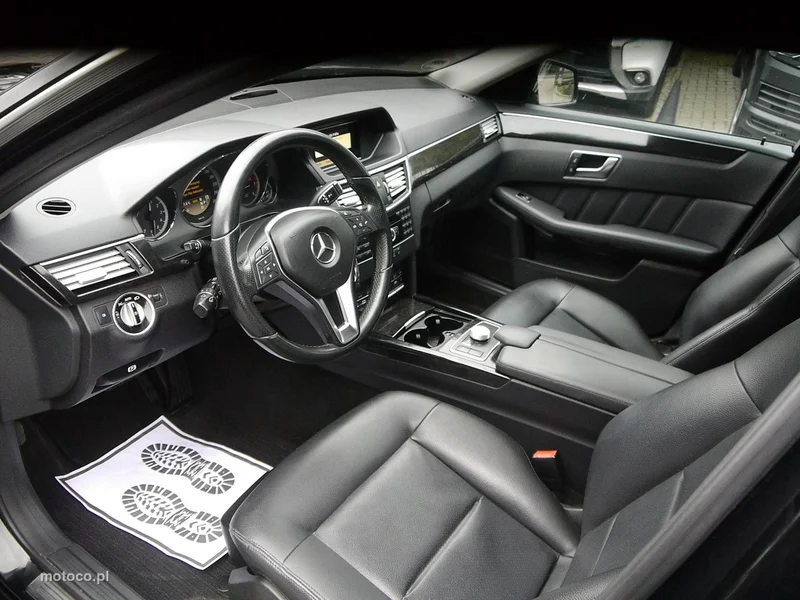 Mercedes-Benz Klasa E W212 E 220 27