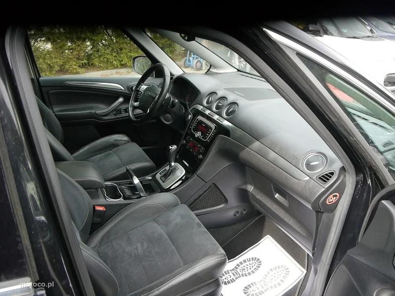 Ford S-Max I 22