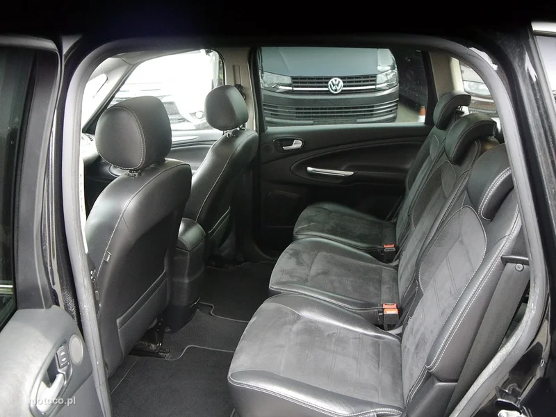 Ford S-Max I 27