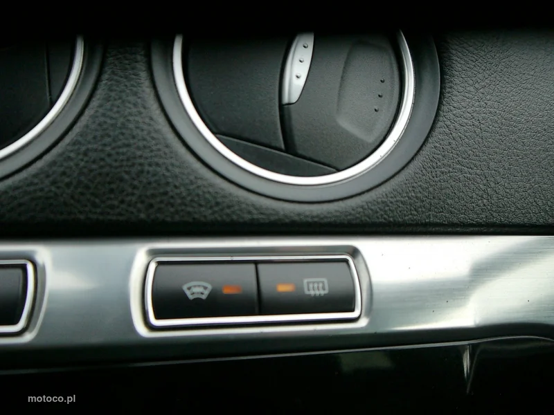 Ford S-Max I 33