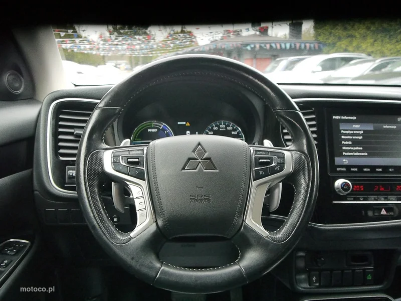 Mitsubishi Outlander 16