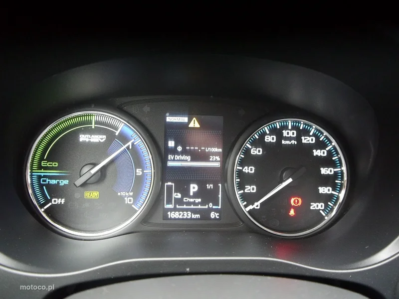 Mitsubishi Outlander 17