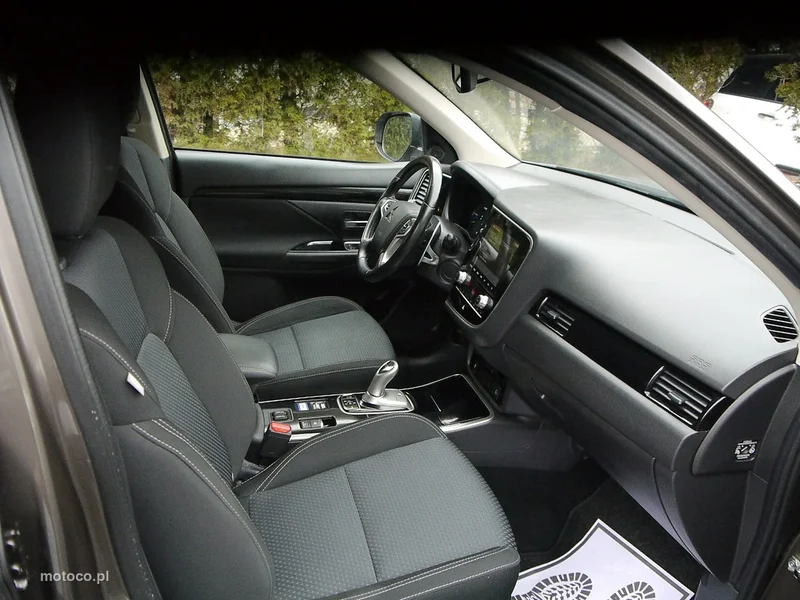 Mitsubishi Outlander 28