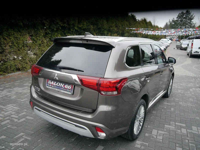 Mitsubishi Outlander 5