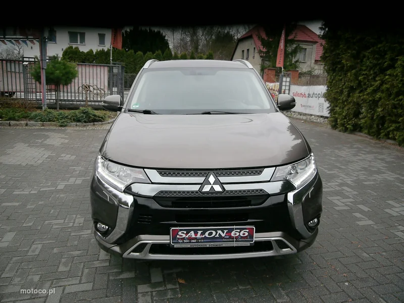 Mitsubishi Outlander 7
