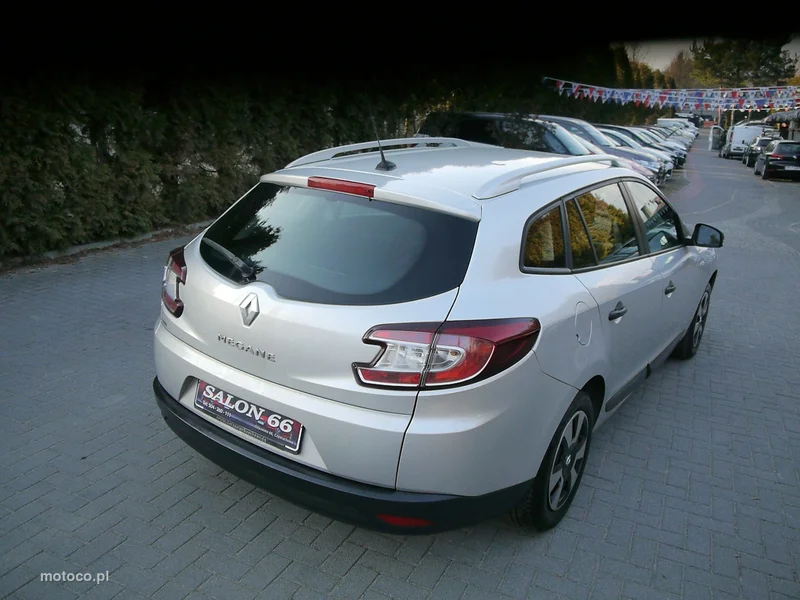 Renault Megane III 5