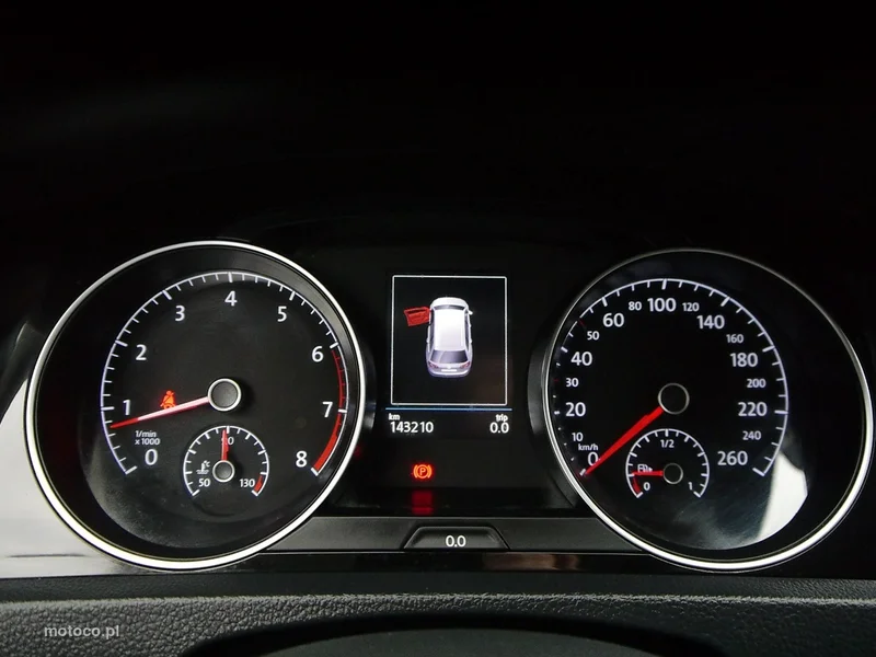 Volkswagen Golf VII 21