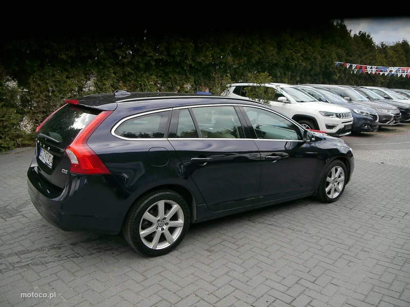 Volvo V60 12