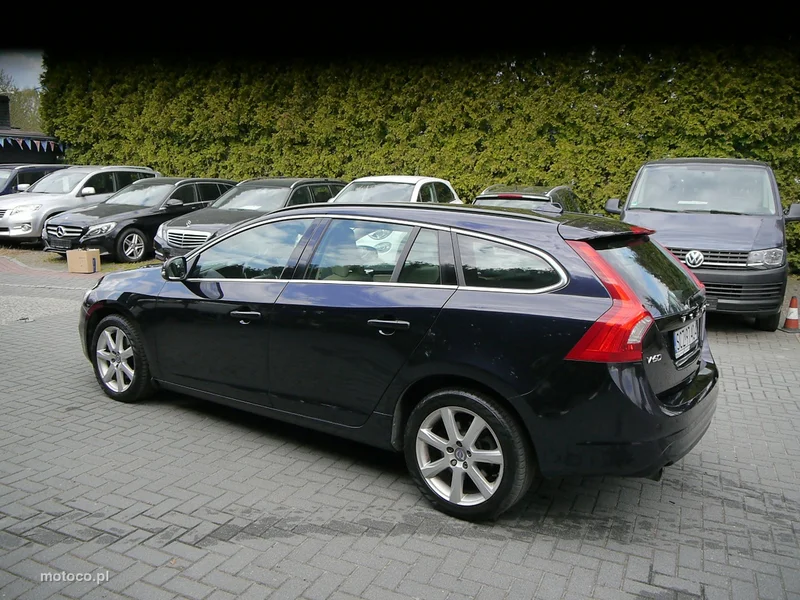 Volvo V60 13