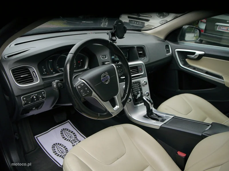 Volvo V60 26