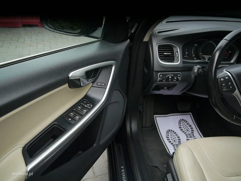 Volvo V60 33