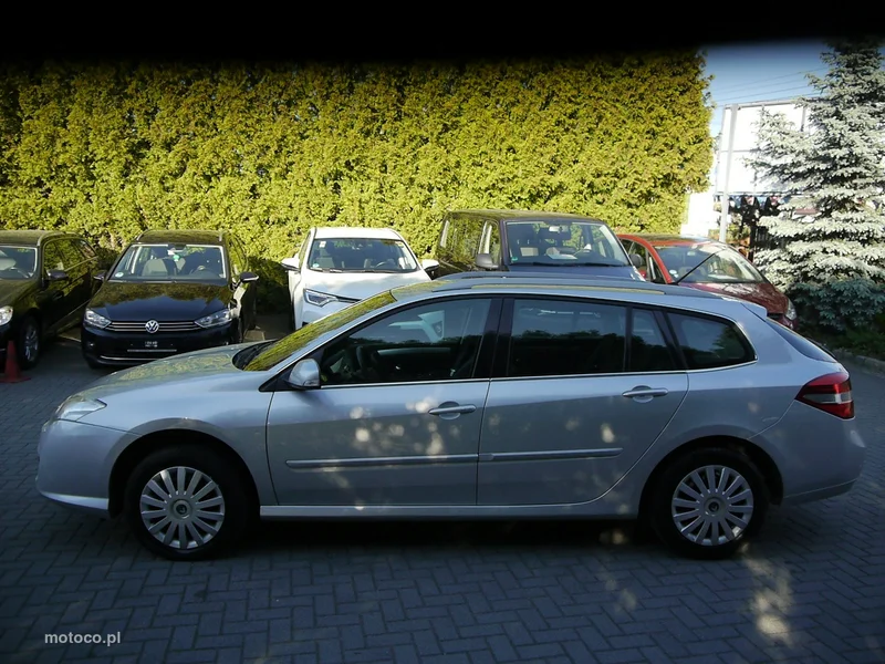 Renault Laguna III 11