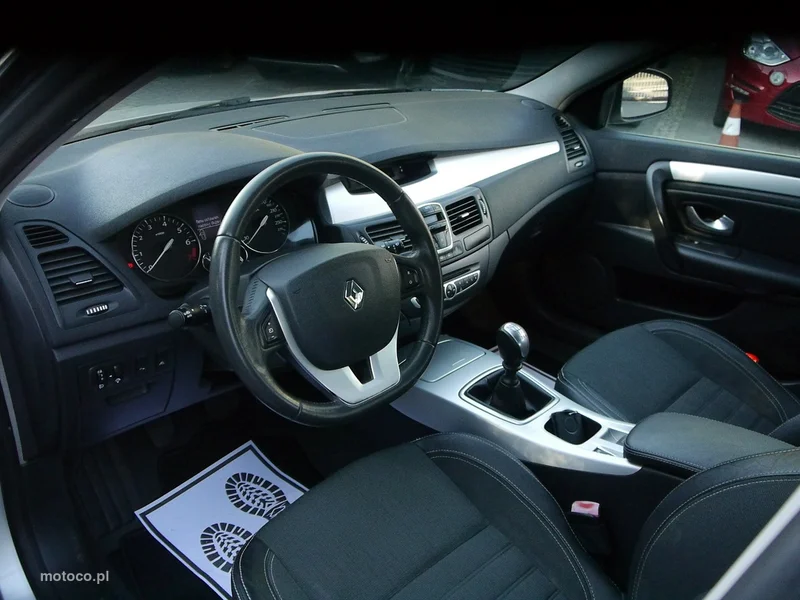 Renault Laguna III 22