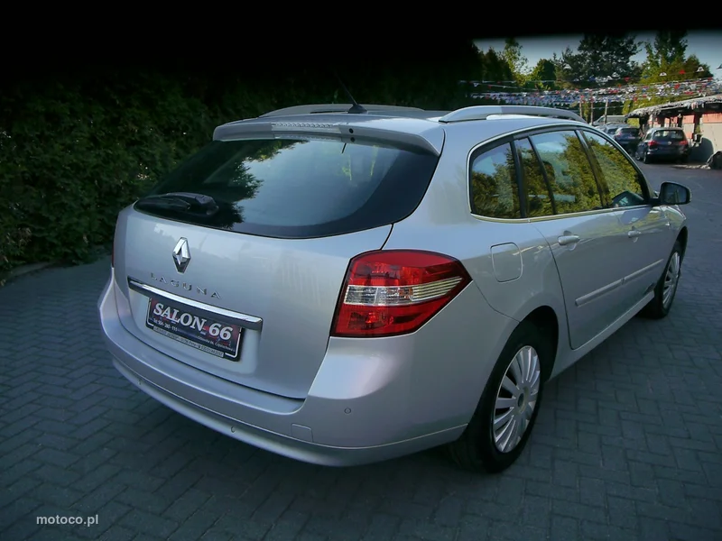 Renault Laguna III 5