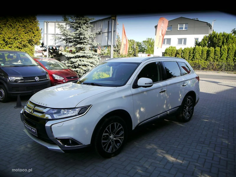 Mitsubishi Outlander 11