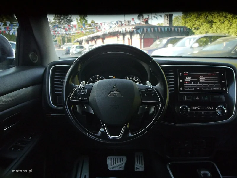 Mitsubishi Outlander 18